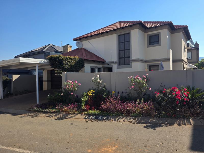 3 Bedroom Property for Sale in Gateway Manor North West